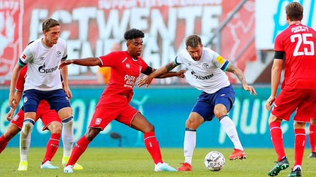 么他在公开 么他在公开