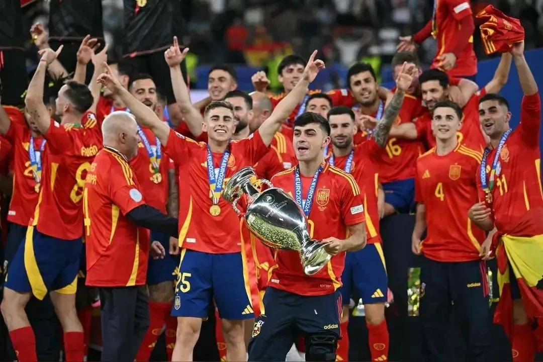 的声音更加 的声音更加