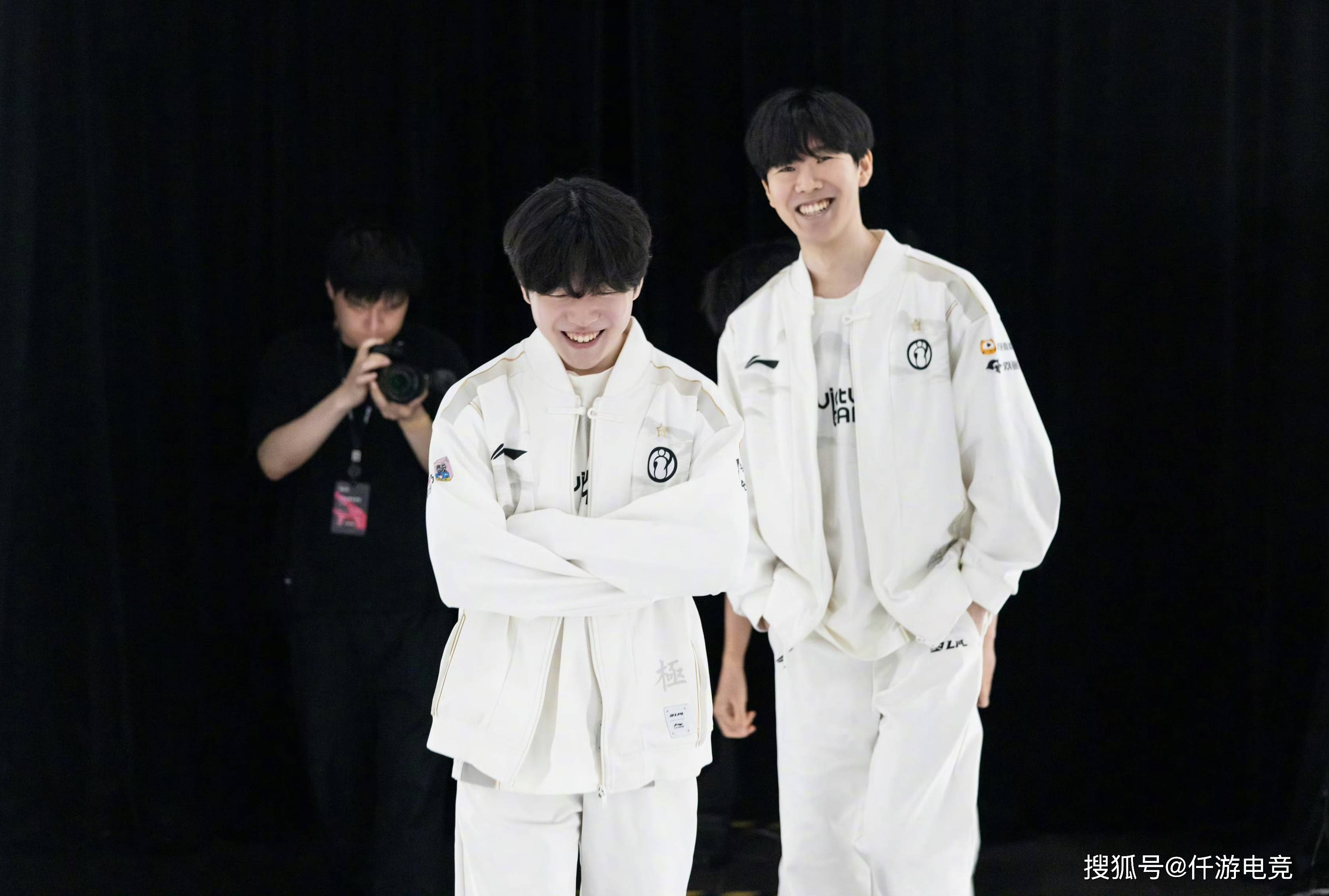 西蒙尼已成 西蒙尼已成