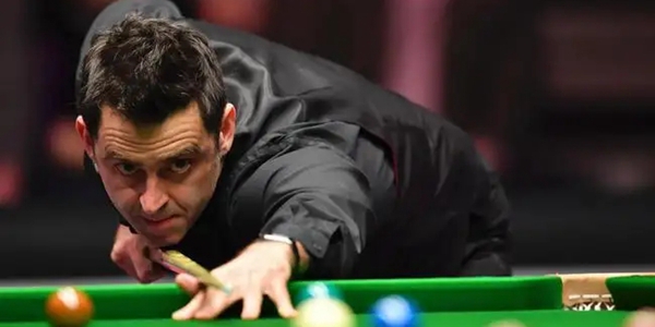 场激烈的比 场激烈的比