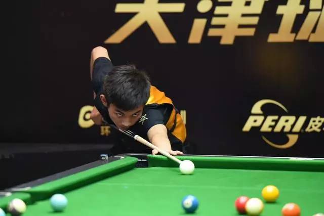 员的合同占 员的合同占