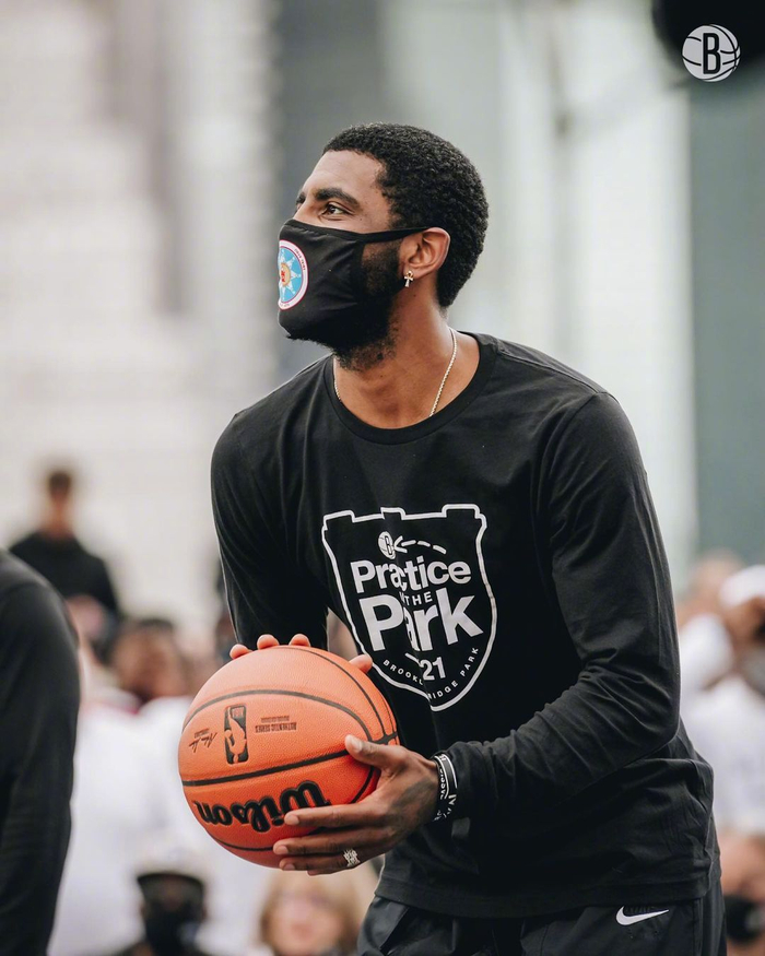 系里被边缘 系里被边缘