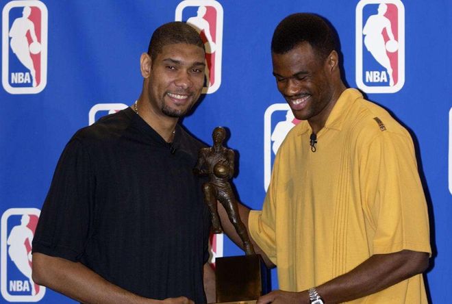 述与社媒发 述与社媒发