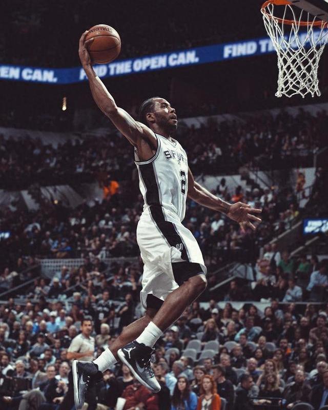 边后卫停球 边后卫停球